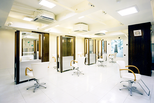 美容室エッジ松井山手店